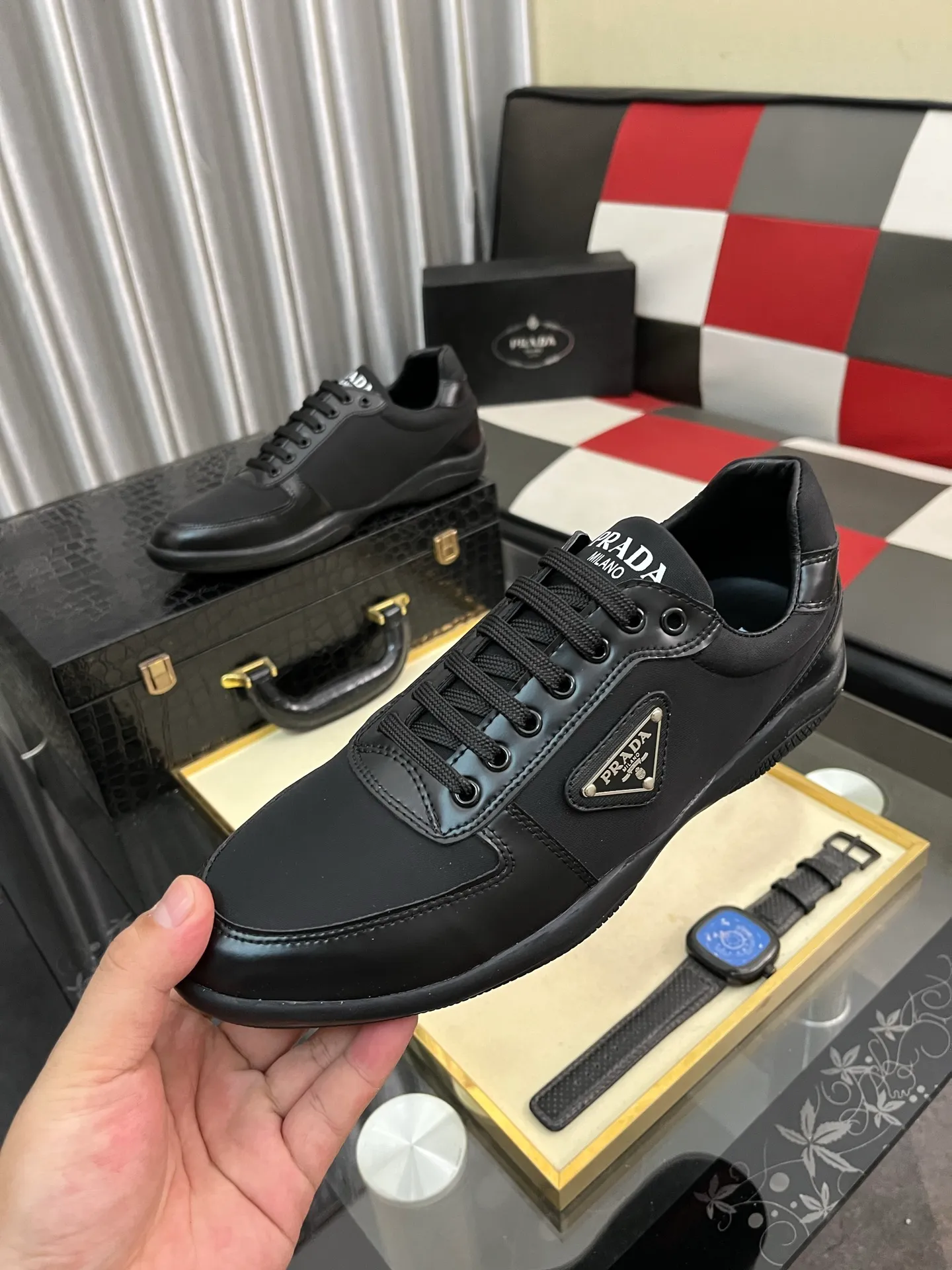 Men's Men's Shoes💰440⌚️⌚️《PRADA*》The latest and most popular casual shoes, top brand [seduce] luxury~purchasing agent, top~quality. [Strong] The upper is made of imported breathable cowhide with material ➕ breathable sheepskin feet (•) and fine workmanship. Original stylish and stylish soft rubber wear-resistant outsole, light and comfortable on the foot, size: 38-443️⃣colors available